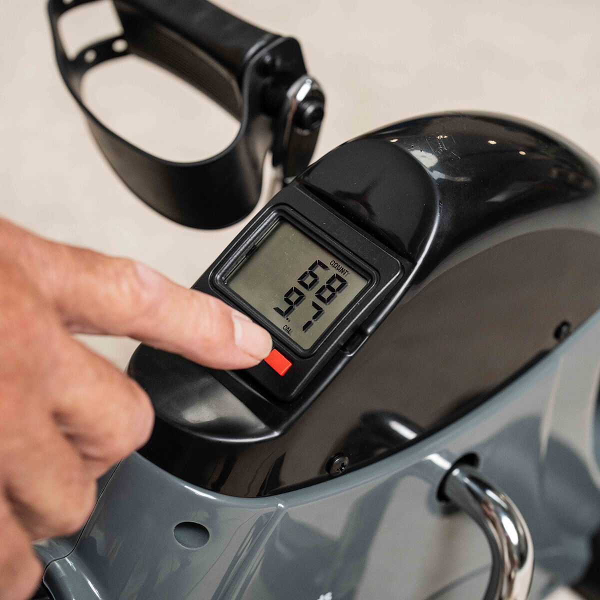 Pedaleador Estático para Piernas y Brazos con Esterilla Velora 2100 InnovaGoods V0104007_2
