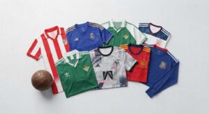 Survêtement Adidas Originals enfant bleu et rouge football