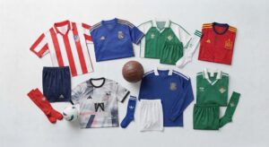Survêtement Adidas Originals enfant bleu et rouge football